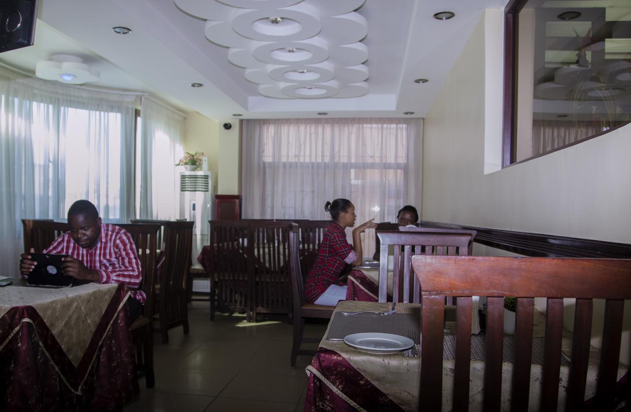 Rising Sun Hotel Dar-es-Salaam Eksteriør bilde
