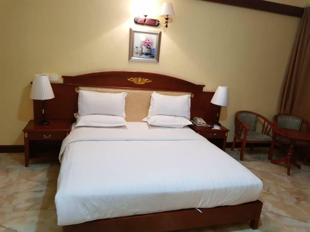 Rising Sun Hotel Dar-es-Salaam Eksteriør bilde